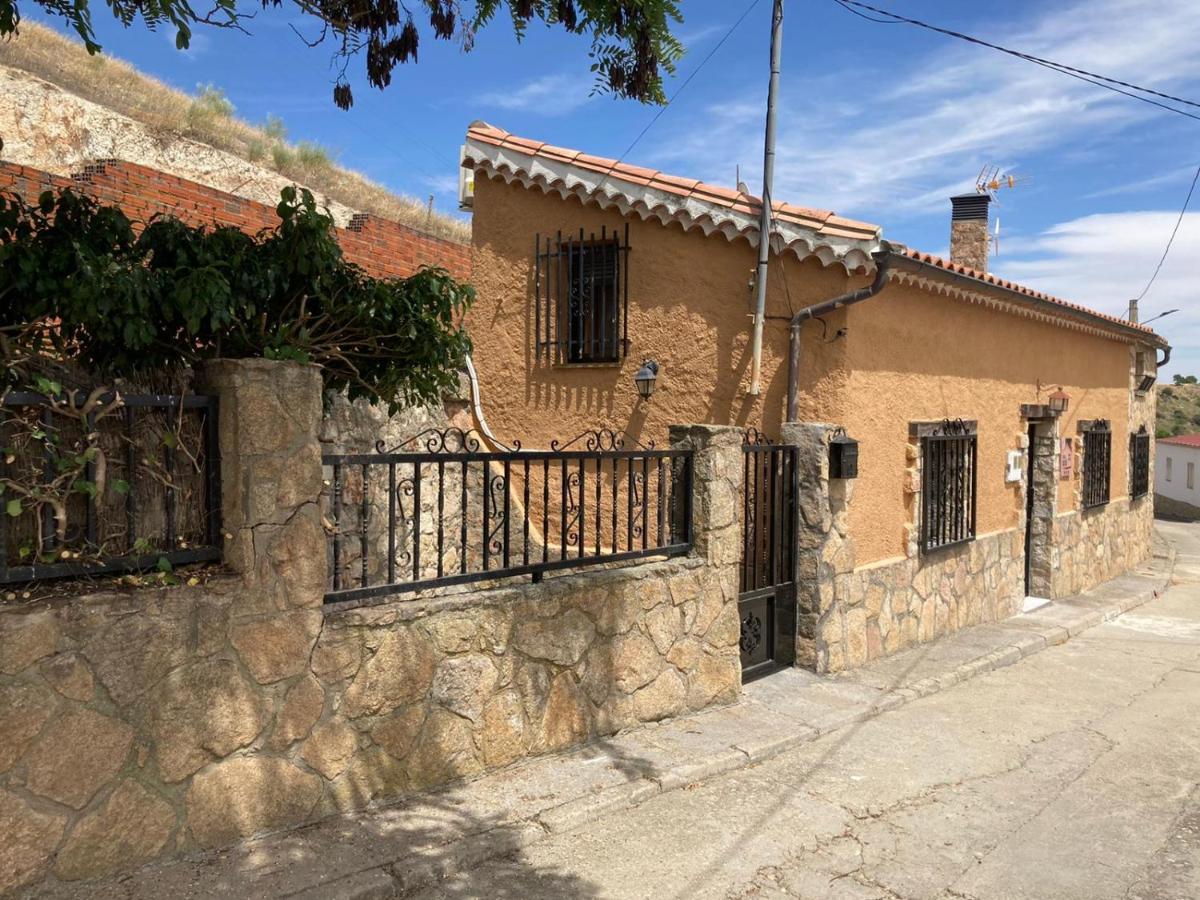 Casa Rural Neira Almenara de Tormes Zewnętrze zdjęcie