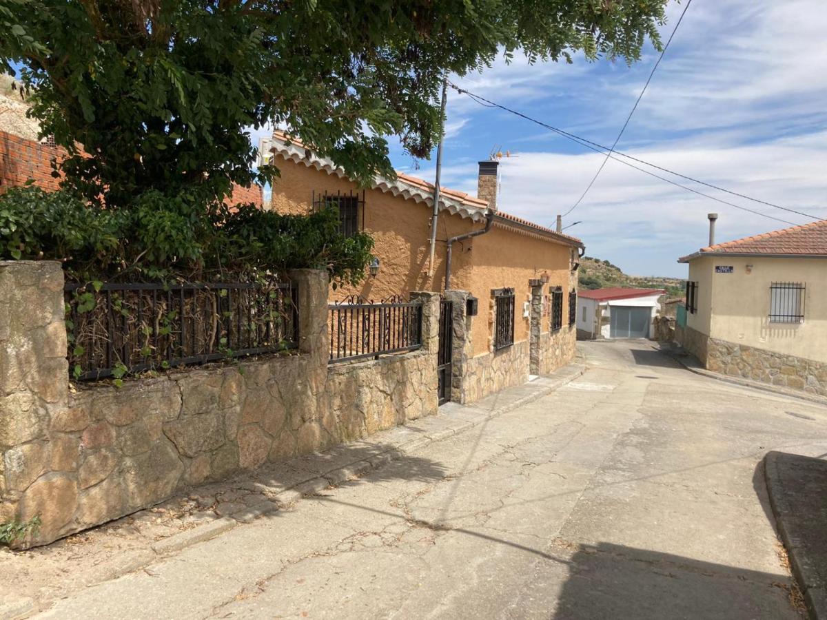 Casa Rural Neira Almenara de Tormes Zewnętrze zdjęcie