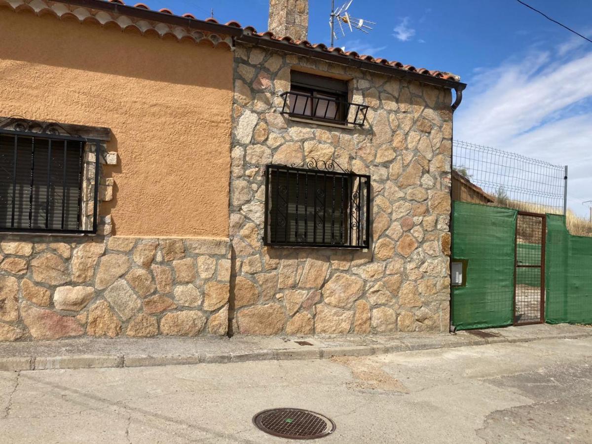 Casa Rural Neira Almenara de Tormes Zewnętrze zdjęcie